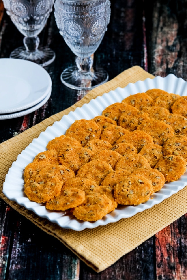 Cheddar Pecan Almond Crisps on serving plate